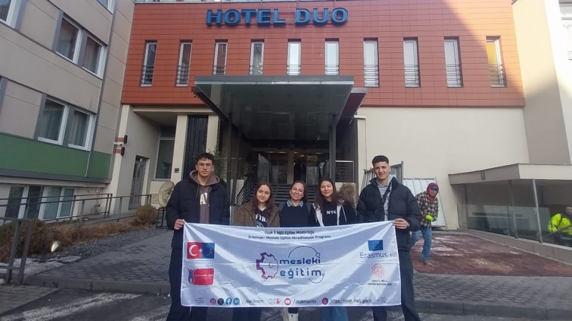 Öğrencilerimiz Staj İçin Prag'da-ERASMUS+